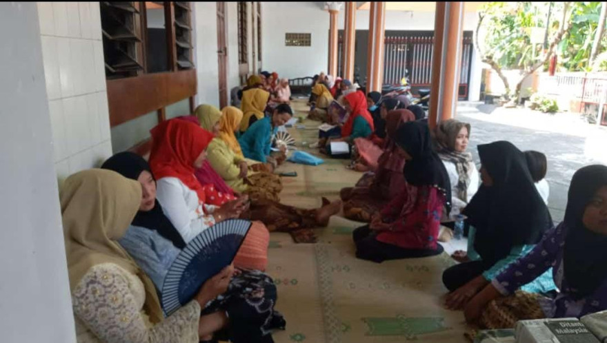 Pertemuan Rutin PKK Gilangharjo
